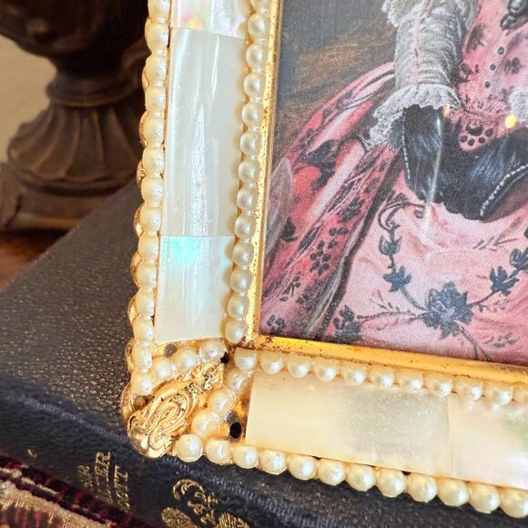 Vintage Convex Mother of Pearl Hollywood Regency Cat picture - Picture 8 of 15